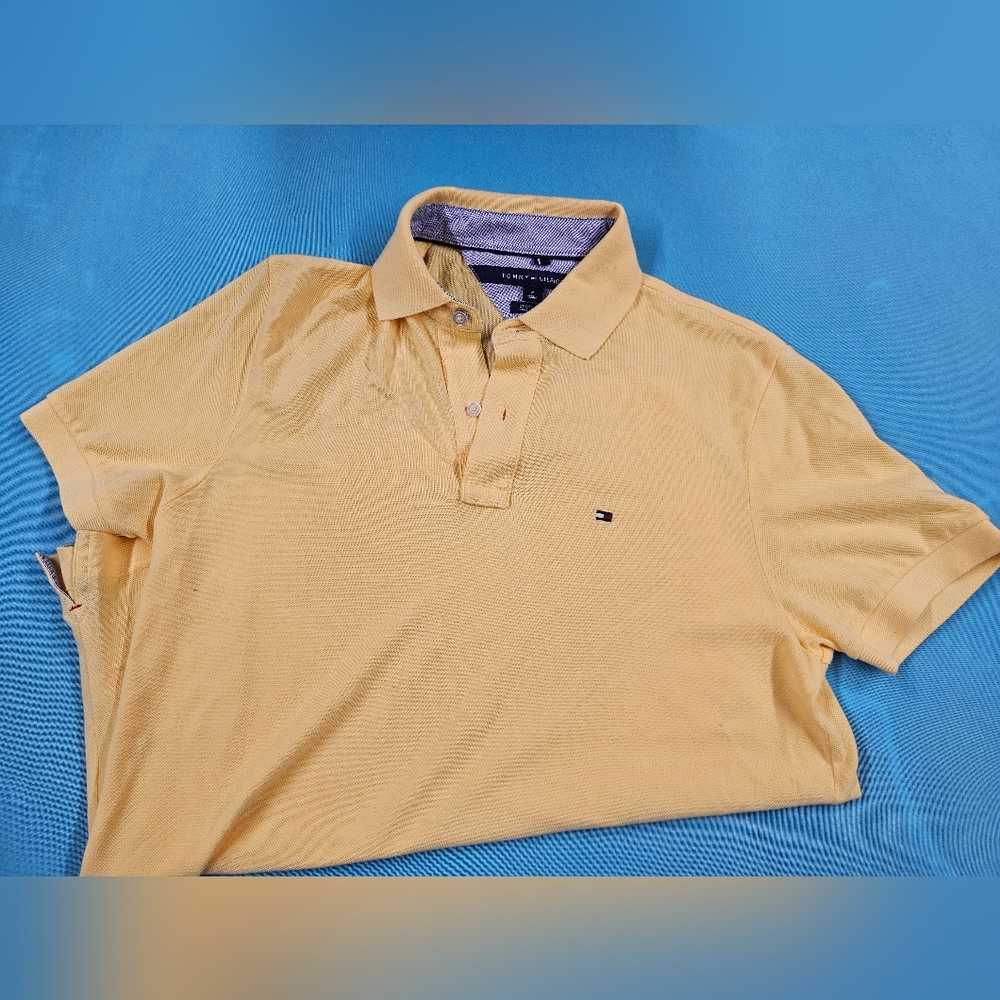 Tommy Hilfiger Men's Yellow Polo Shirt